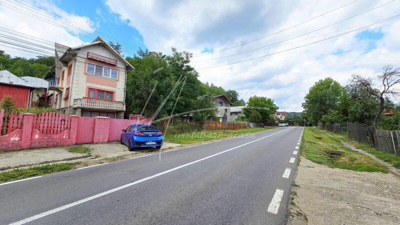 Maneciu, ce poti face cu 70.000? Iti poti lua o casa de vacanta la munte